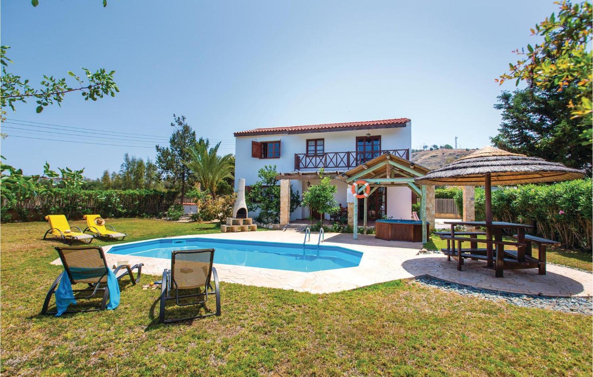 Amazing Home In Pomos With Wifi Екстериор снимка